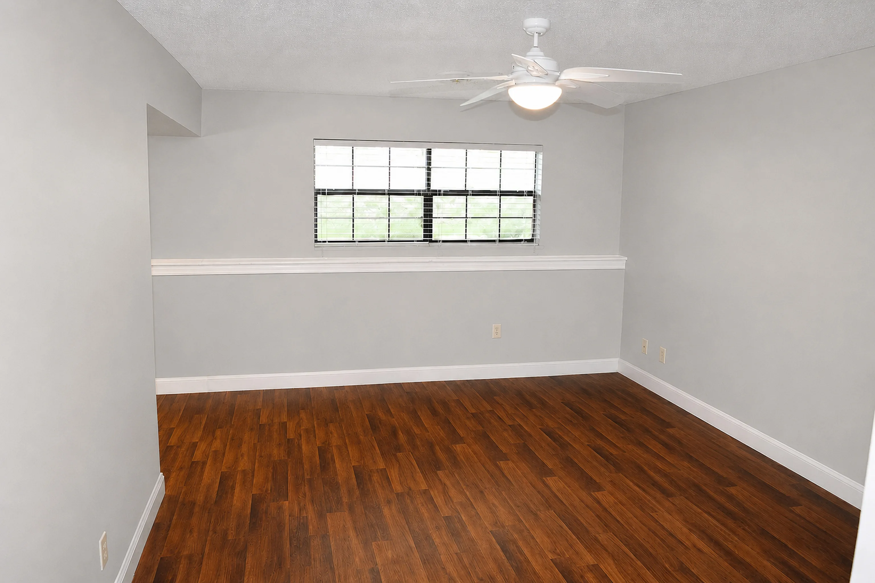 Apartment 1301 A interior view 4