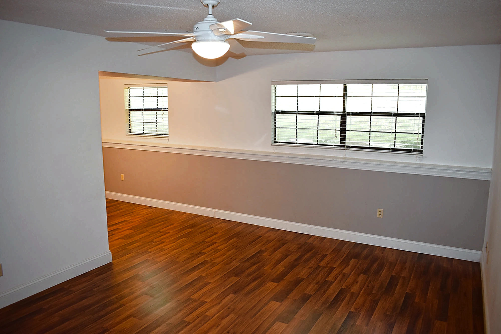 Apartment 1301 A interior view 5