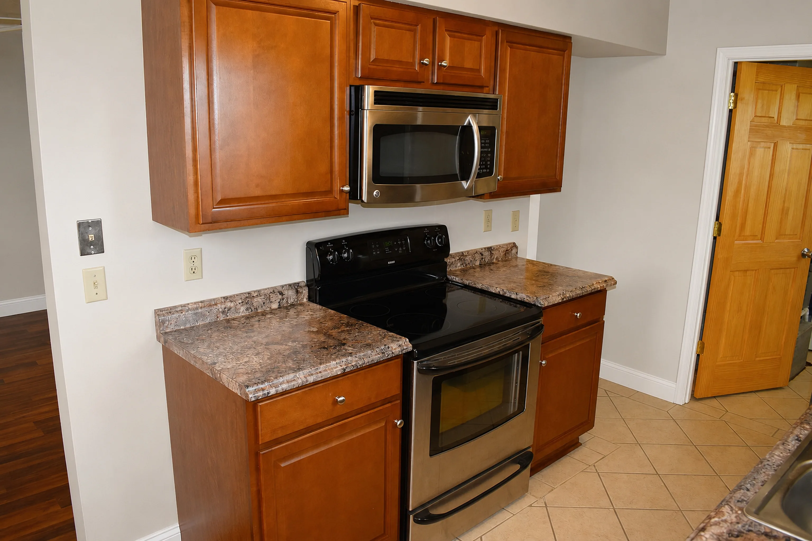 Apartment 1301 A interior view 9