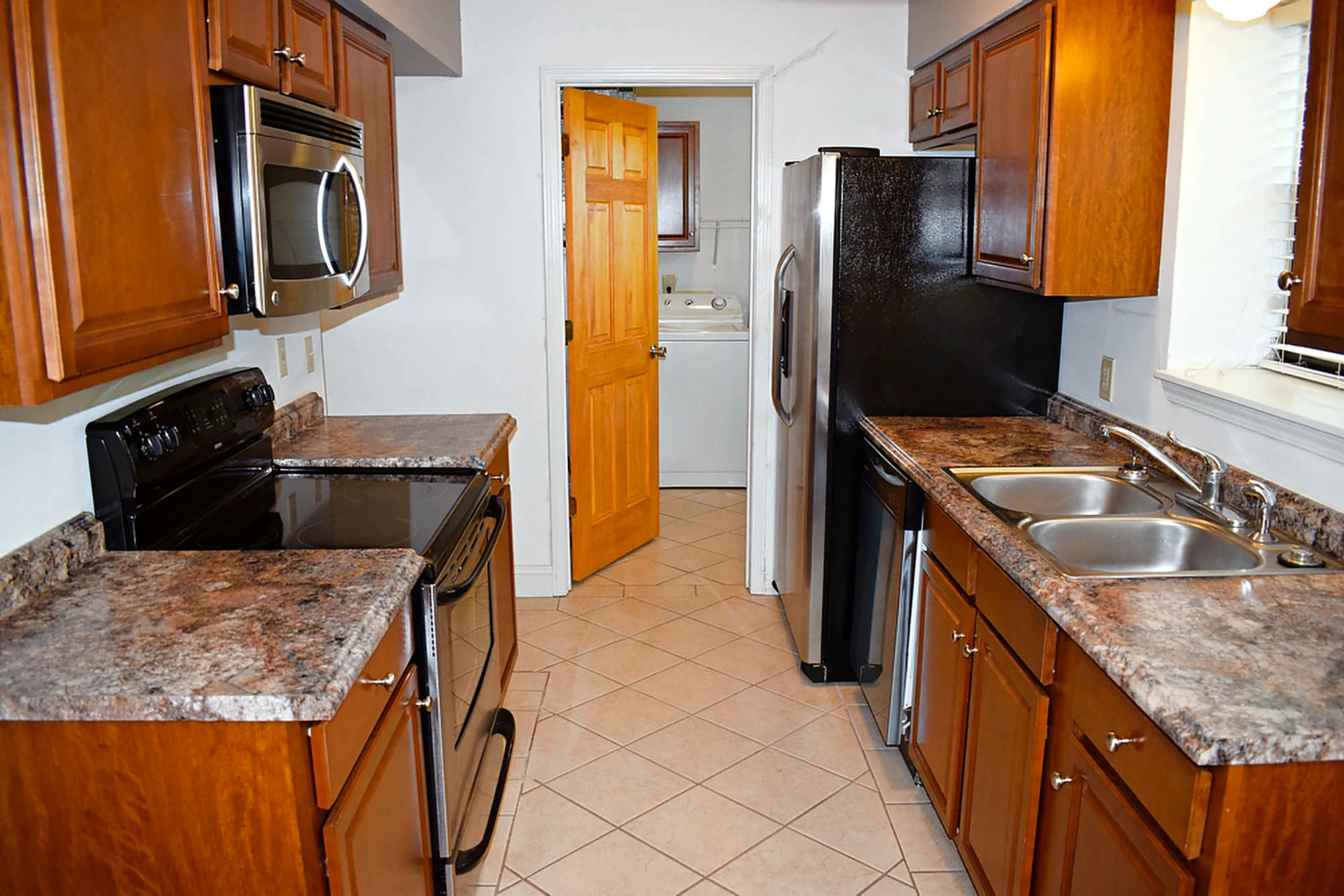 Apartment 1301 A interior view 10