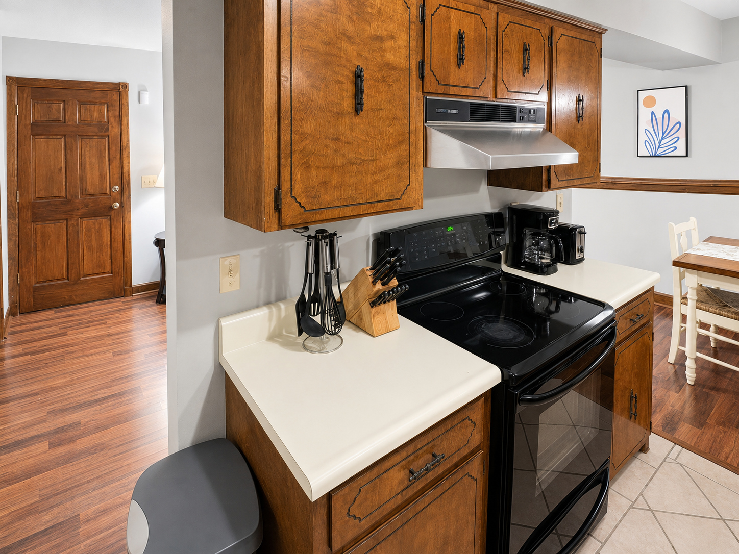 Kitchen range and cabinetry in apartment 1301 B