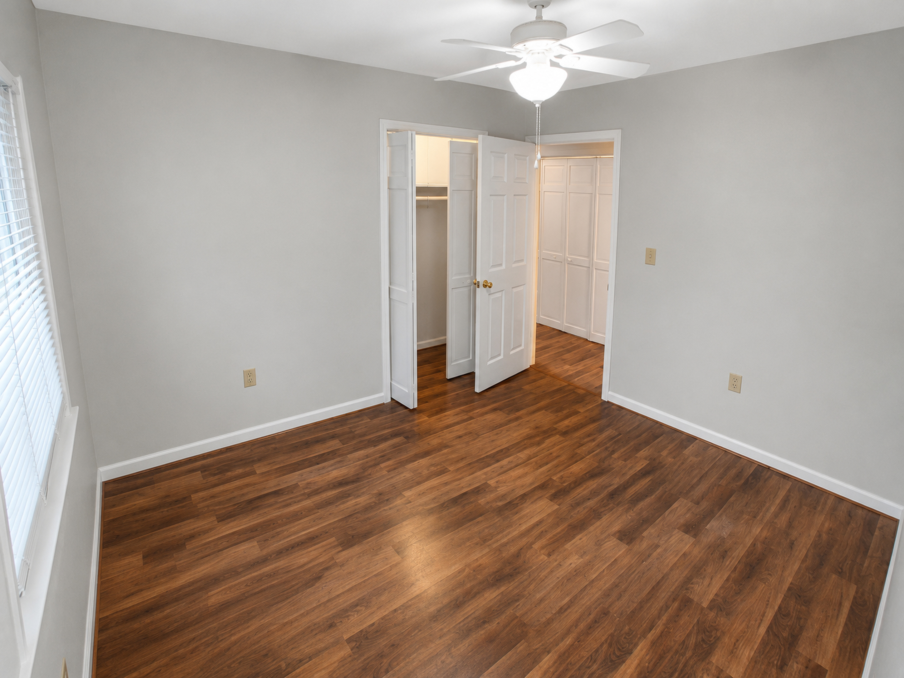 Apartment 1303 A interior view 16