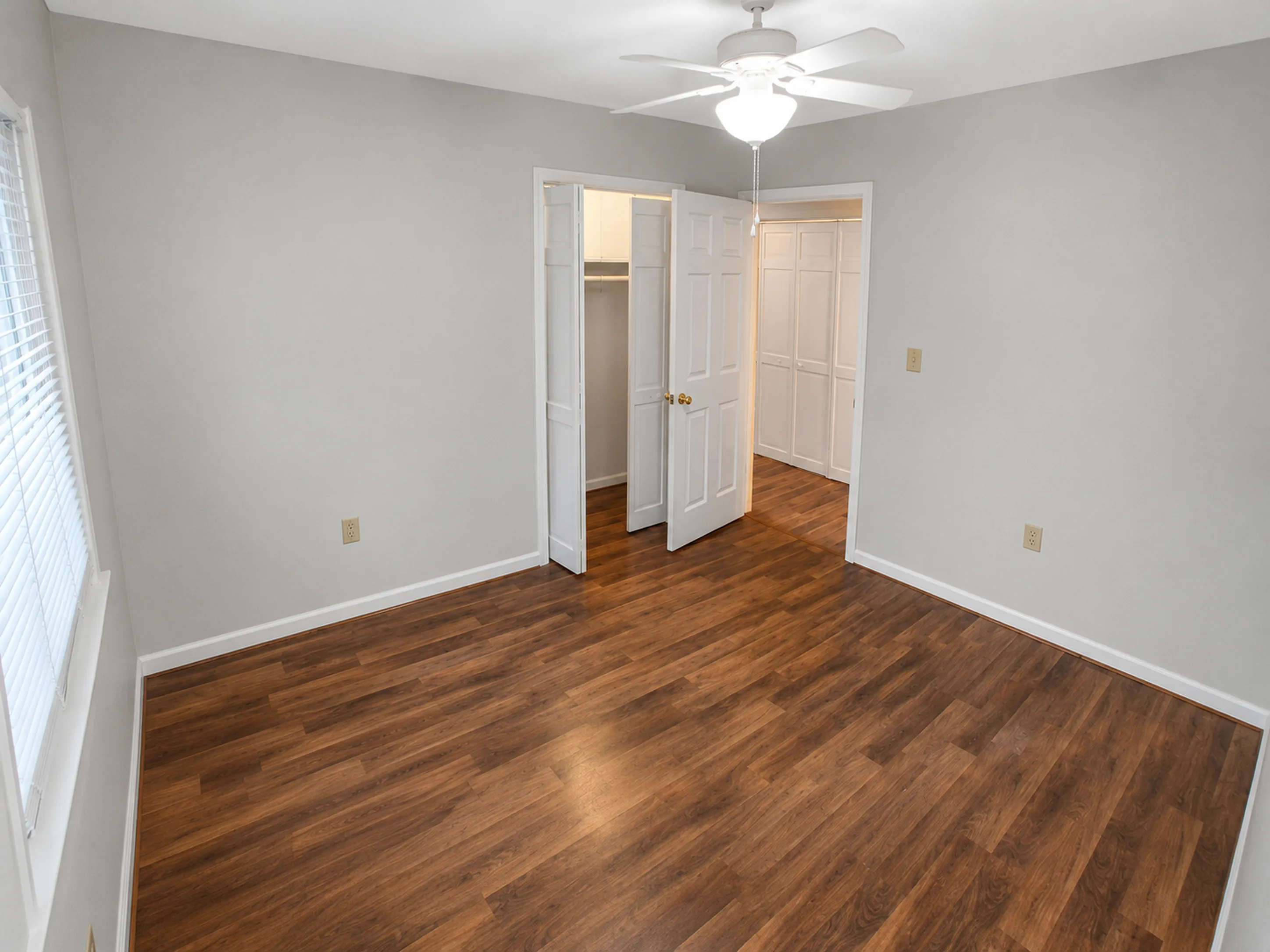 Apartment 1303 A interior view 16