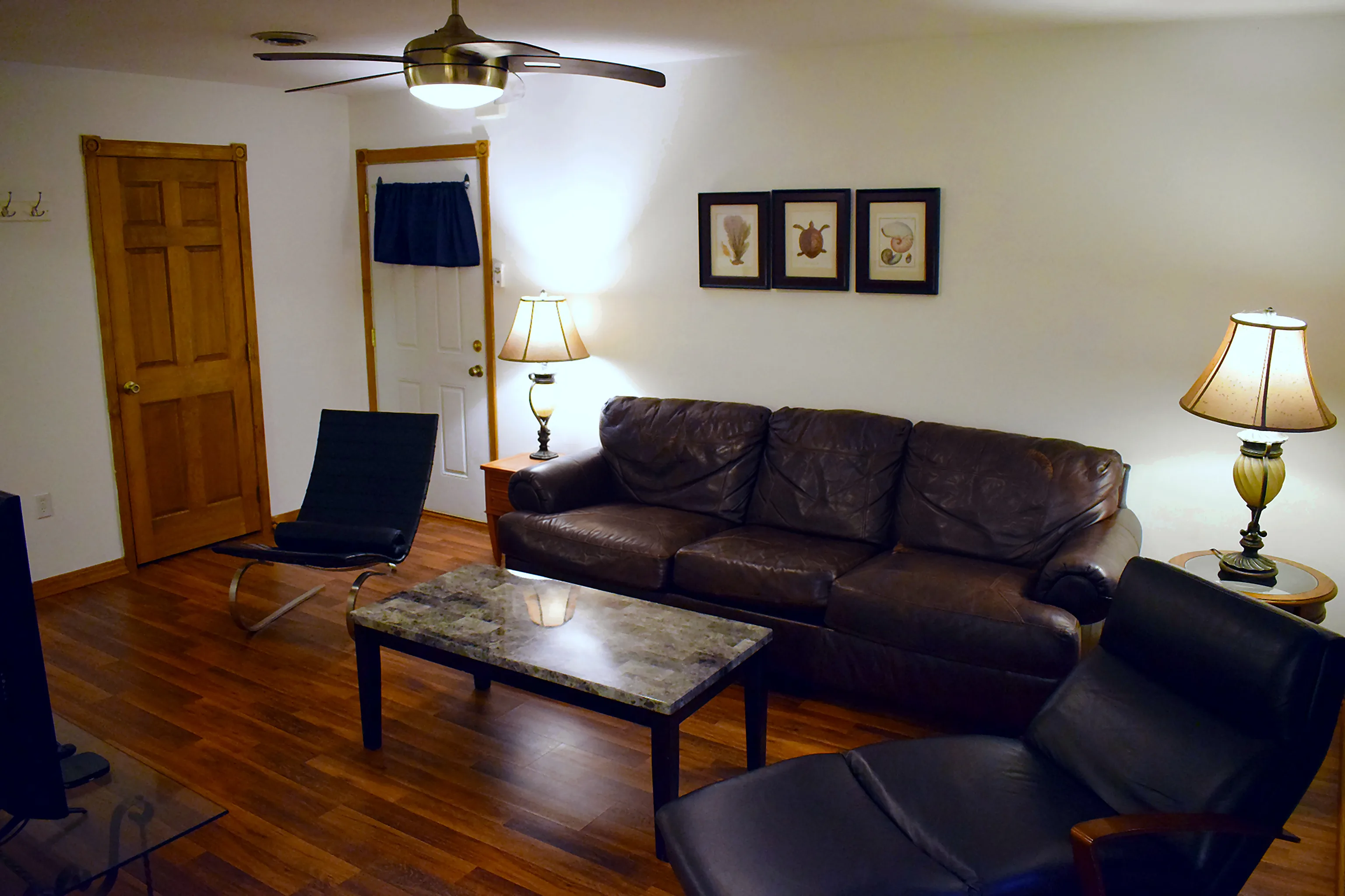 Apartment 1303 B interior view 2