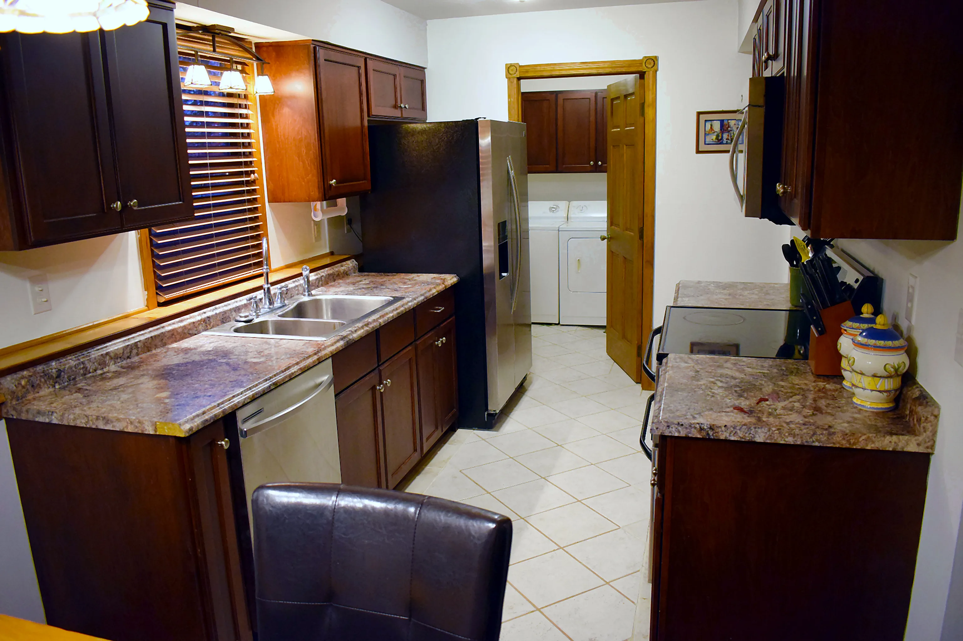 Apartment 1303 B interior view 10