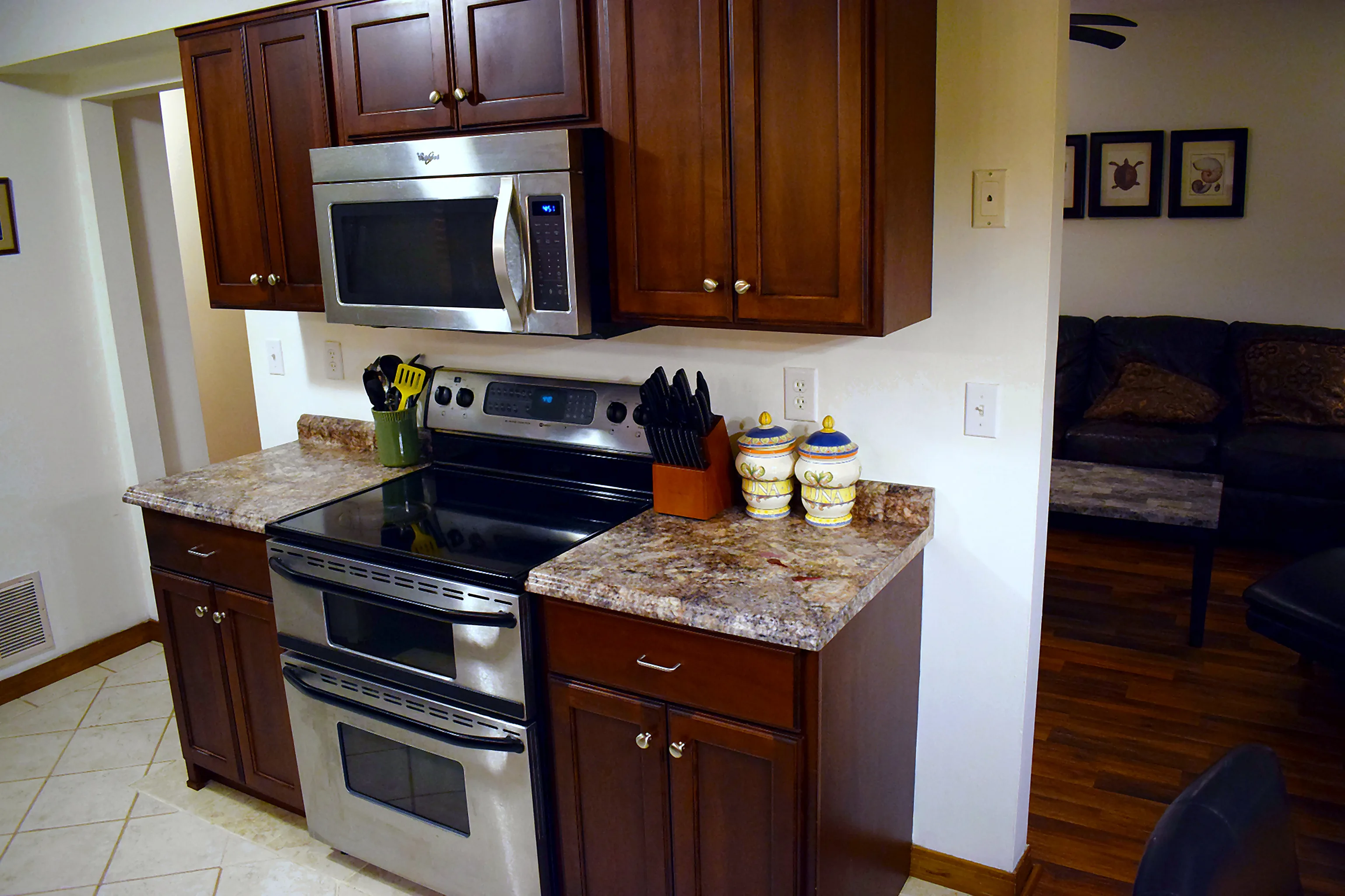 Apartment 1303 B interior view 12