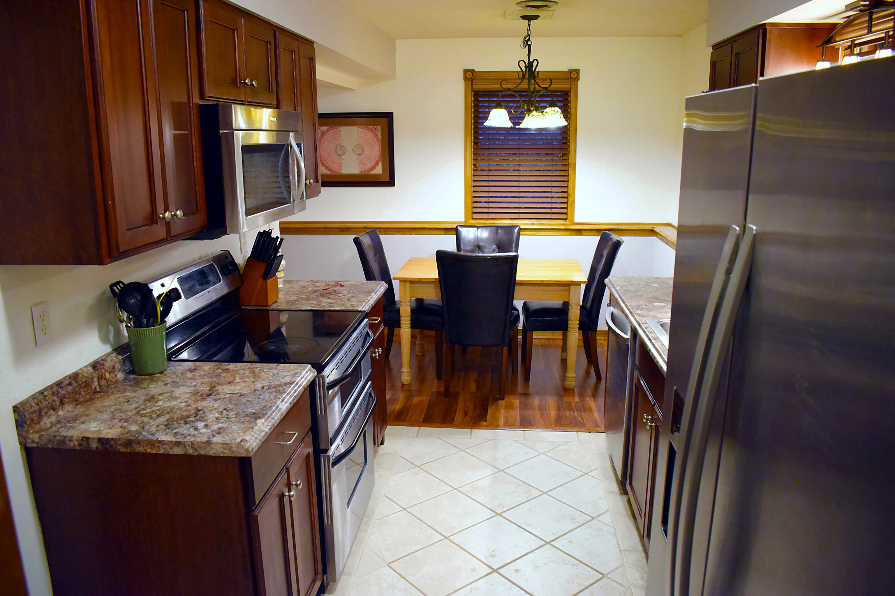 Apartment 1303 B interior view 14