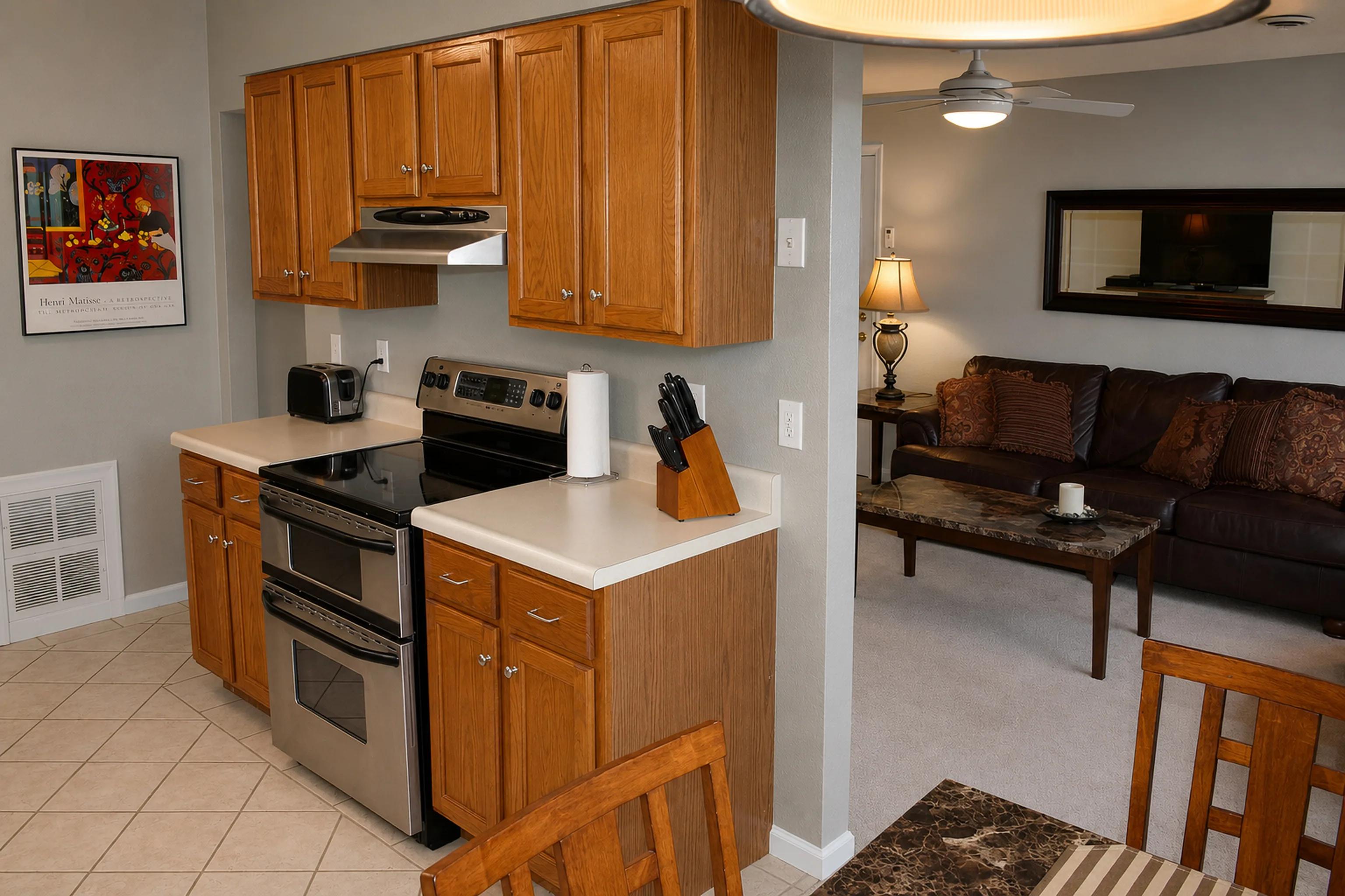 Apartment 1303 D interior view 9