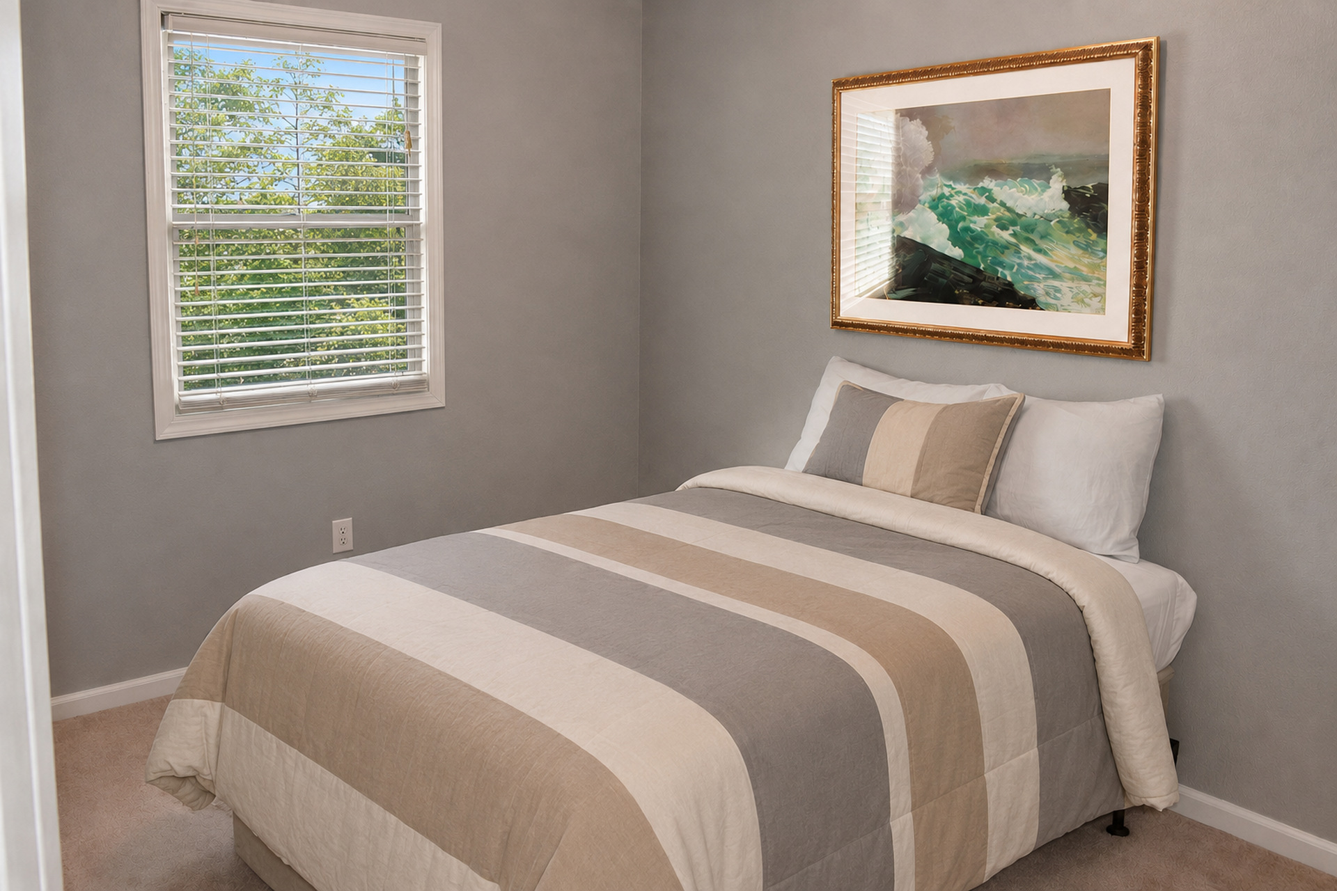 Second bedroom in apartment 1303 D