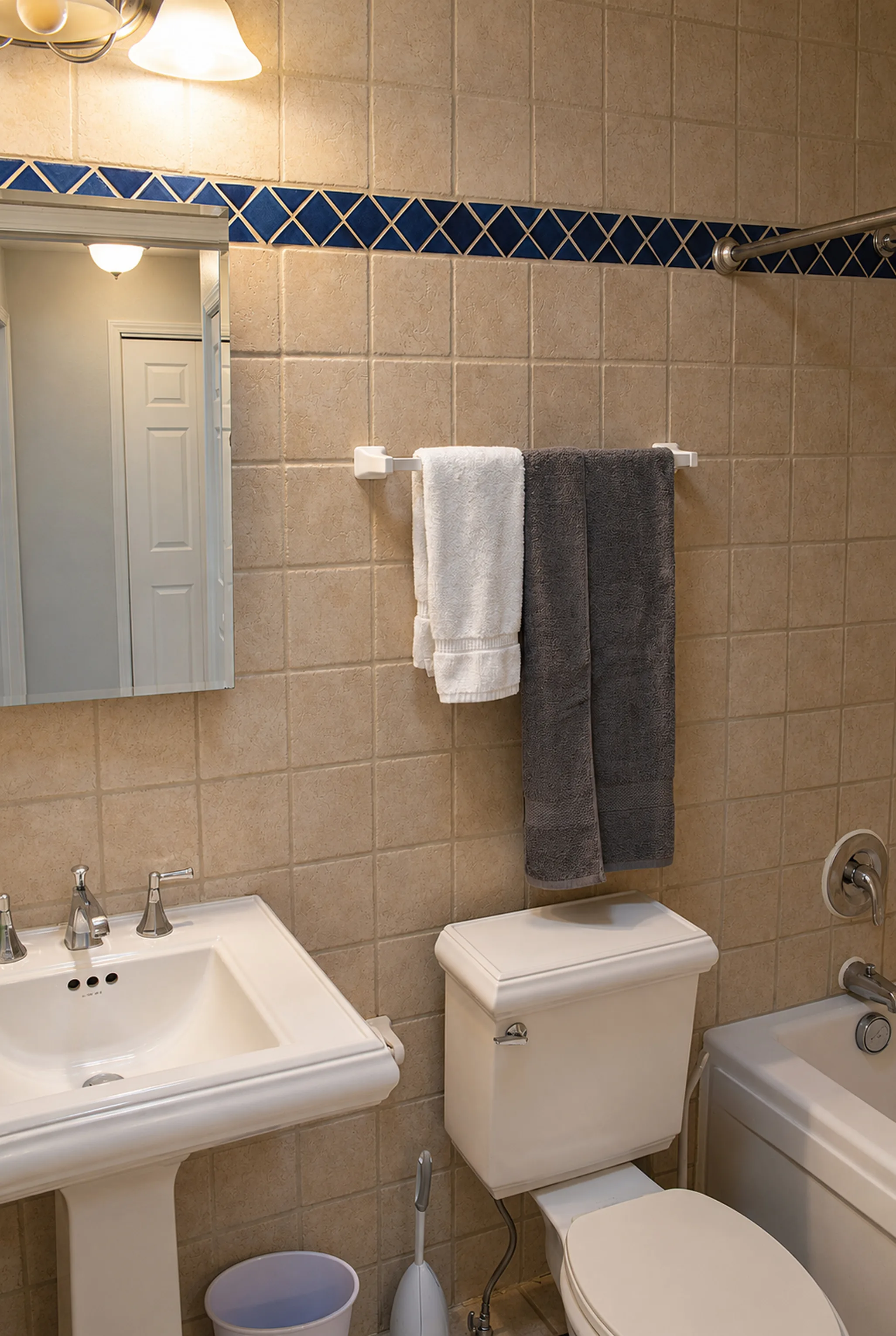 Bathroom in apartment 1303 D
