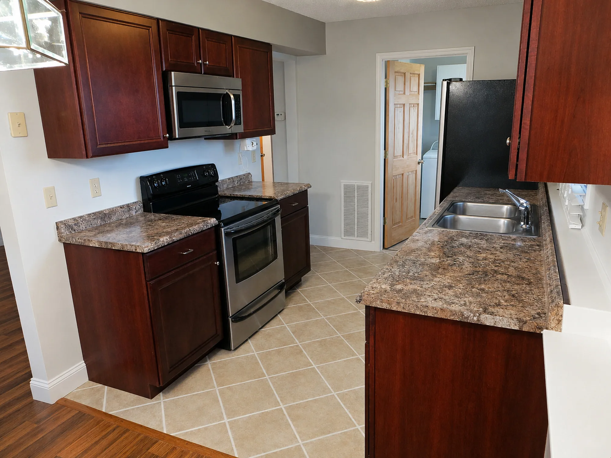 Apartment 1307 A interior view 10