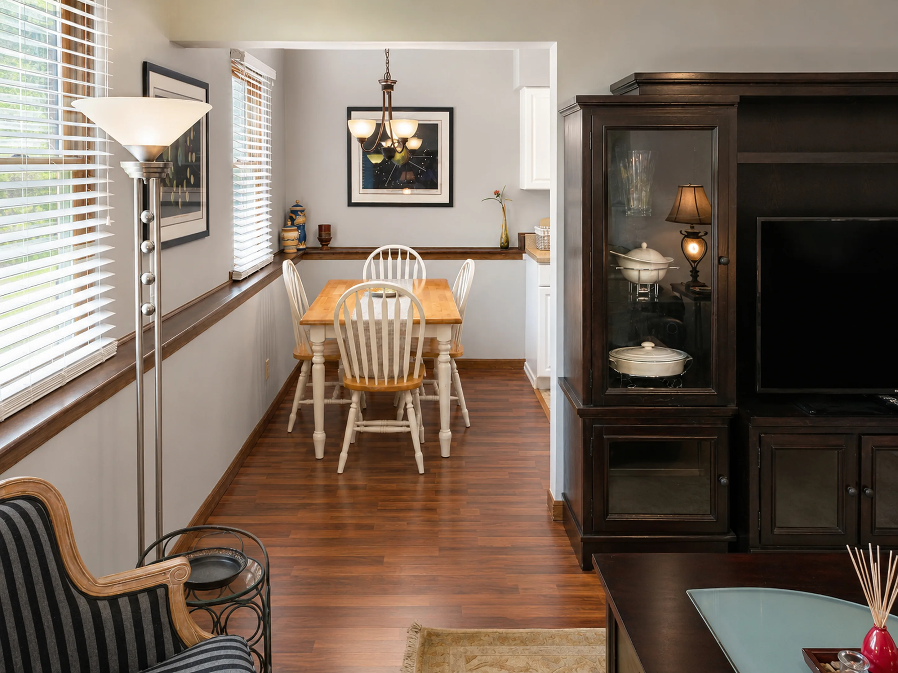 Open living and dining area in apartment 1307 B