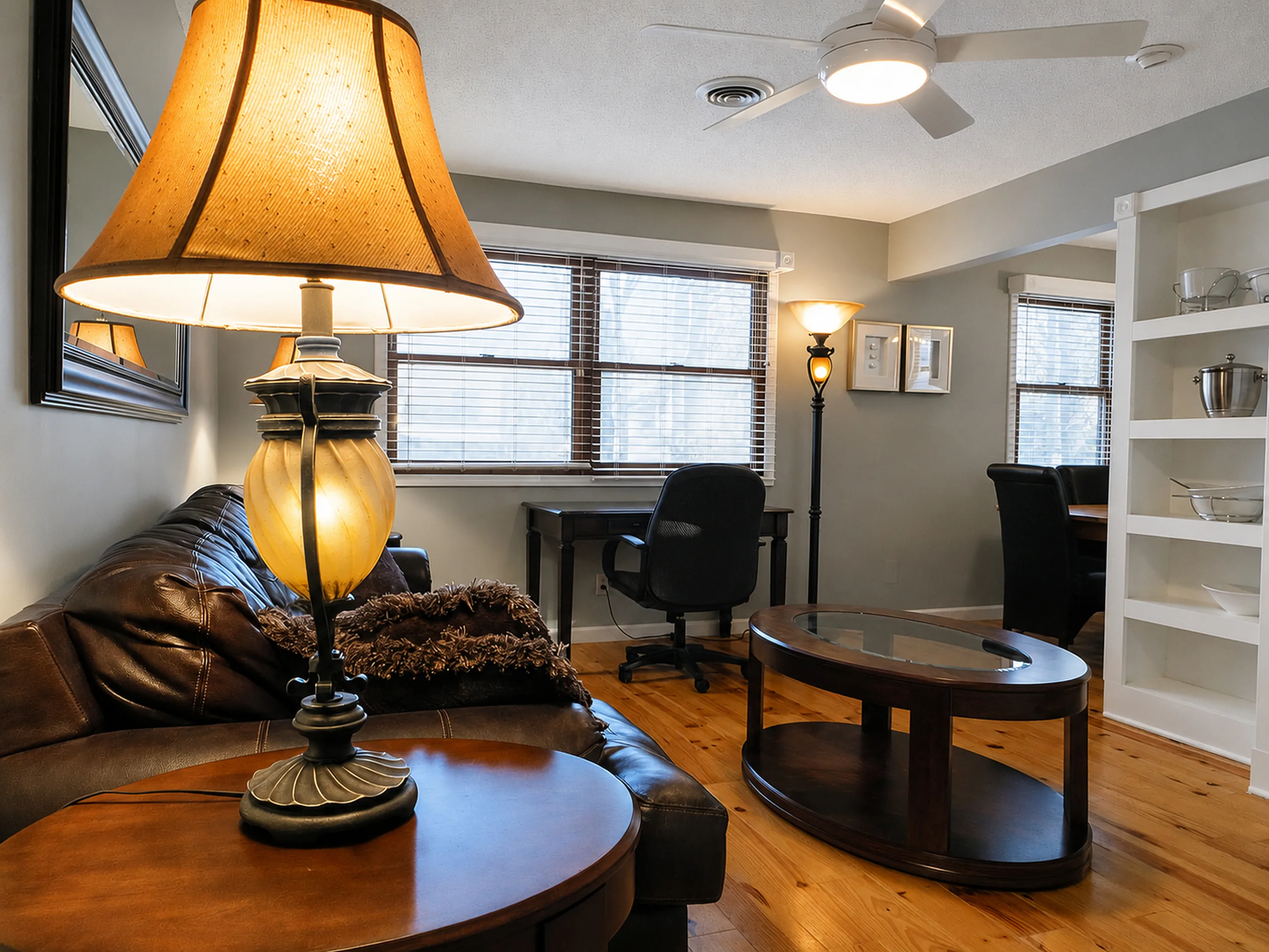 Apartment 1307 D interior view 4
