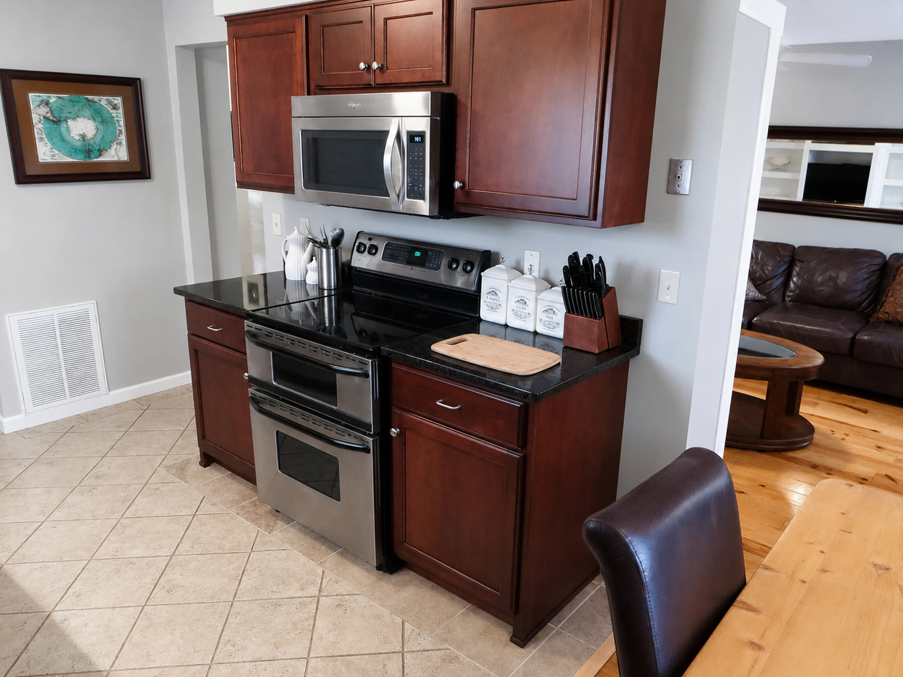 Apartment 1307 D interior view 11