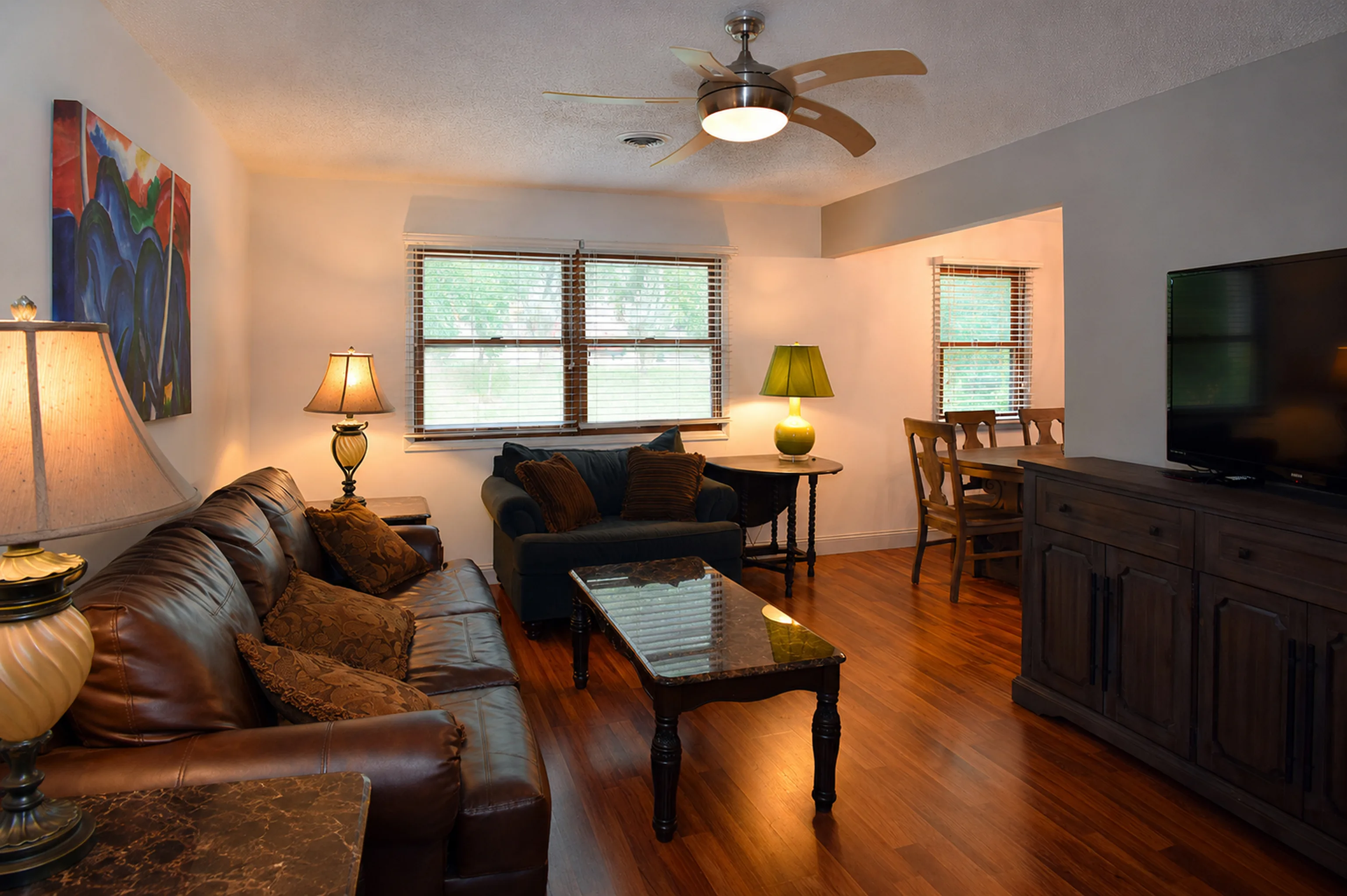Apartment 2004 D interior view 2