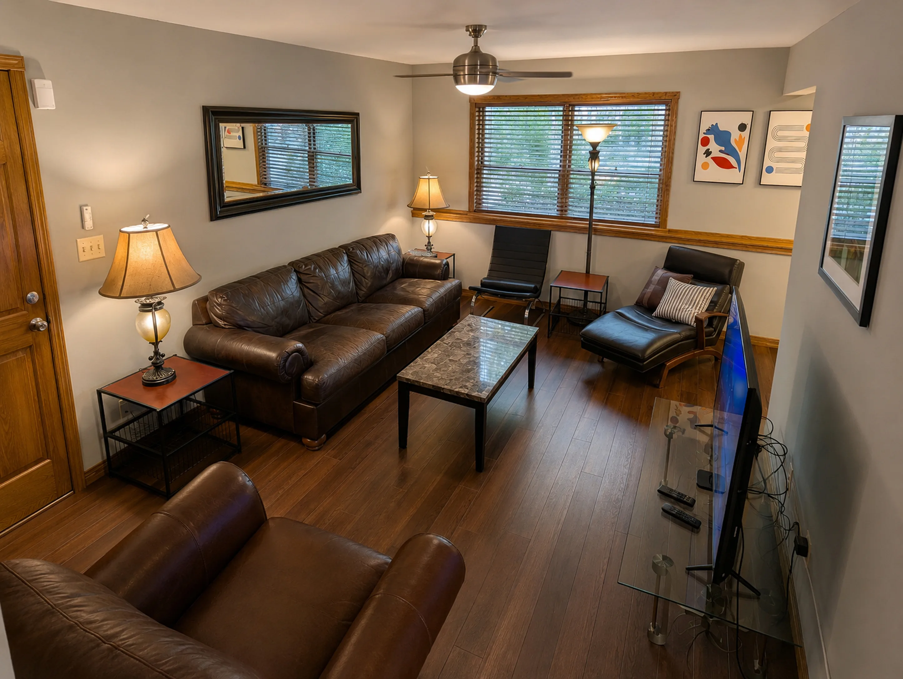 Apartment 2006 B interior view 10