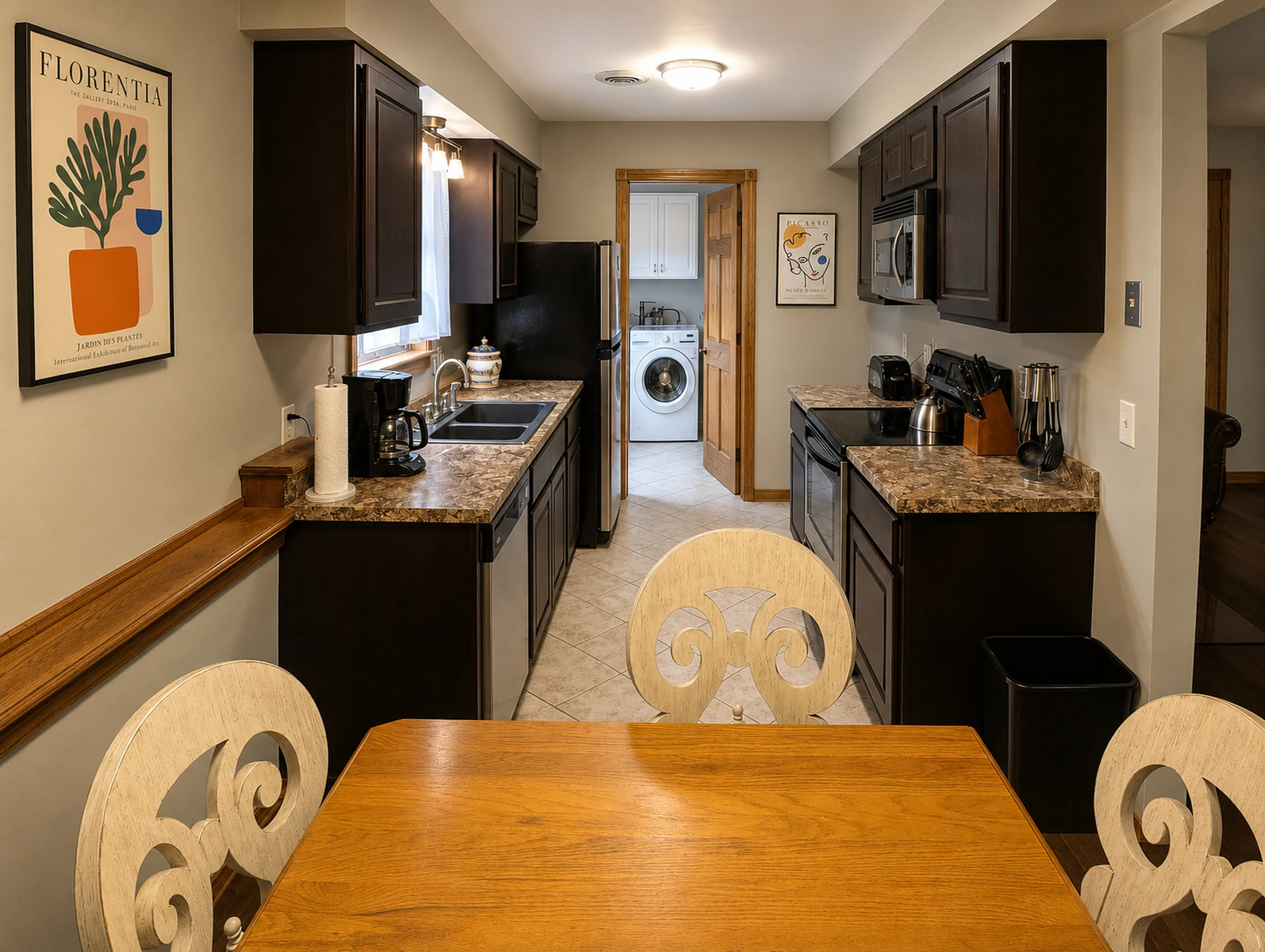 Apartment 2006 B interior view 15