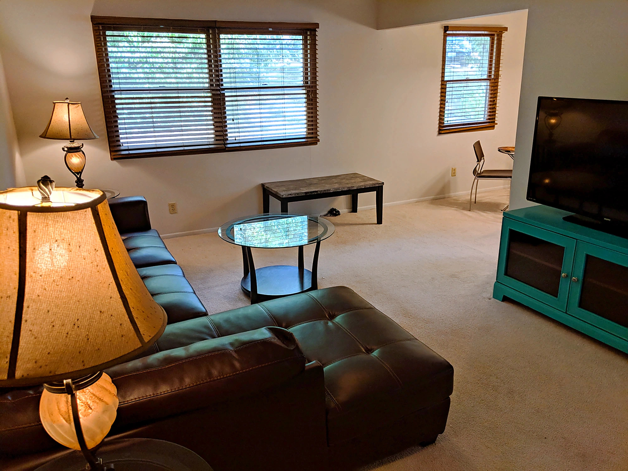 Apartment 2006 D interior view 5