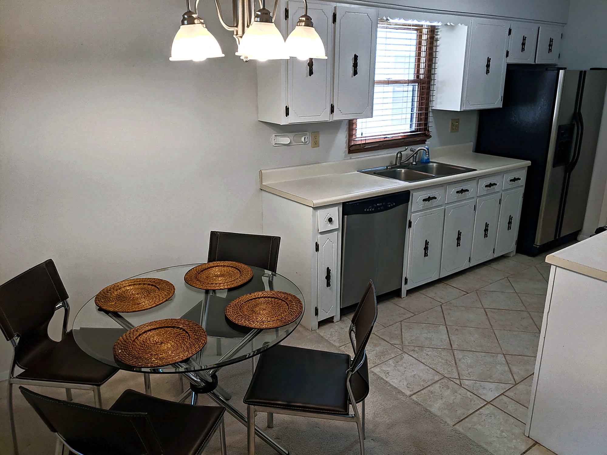 Apartment 2006 D interior view 8