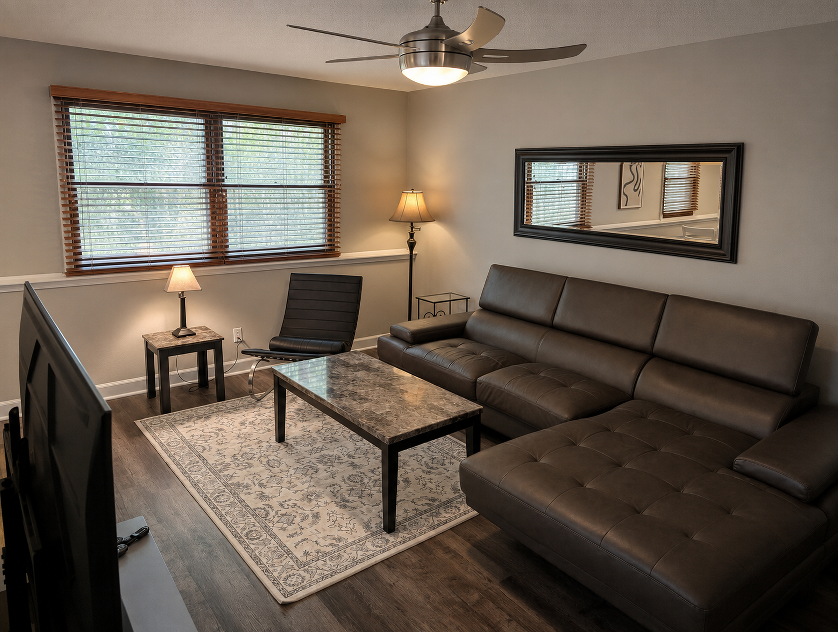 Apartment 2008 B interior view 2