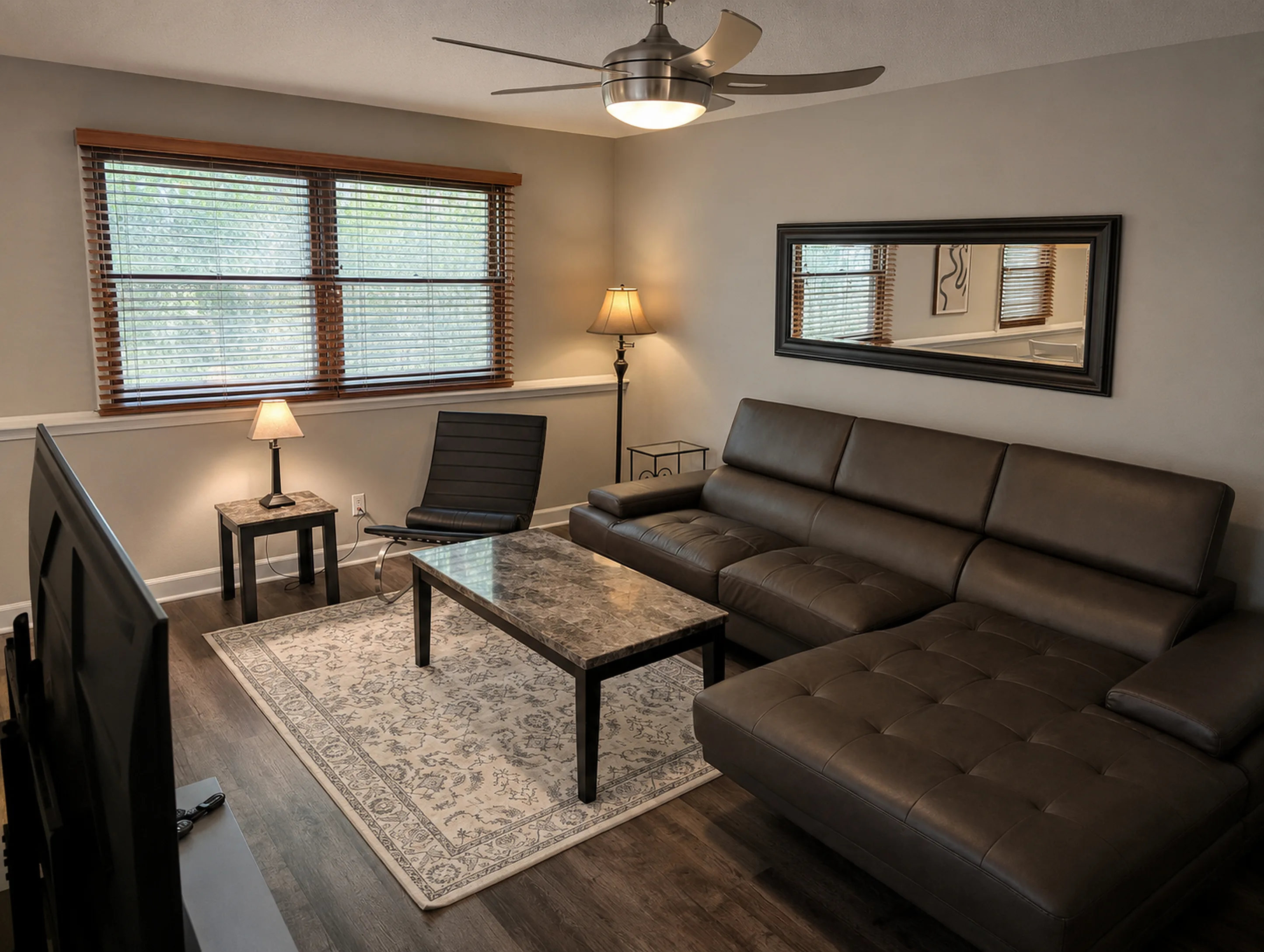 Apartment 2008 B interior view 2