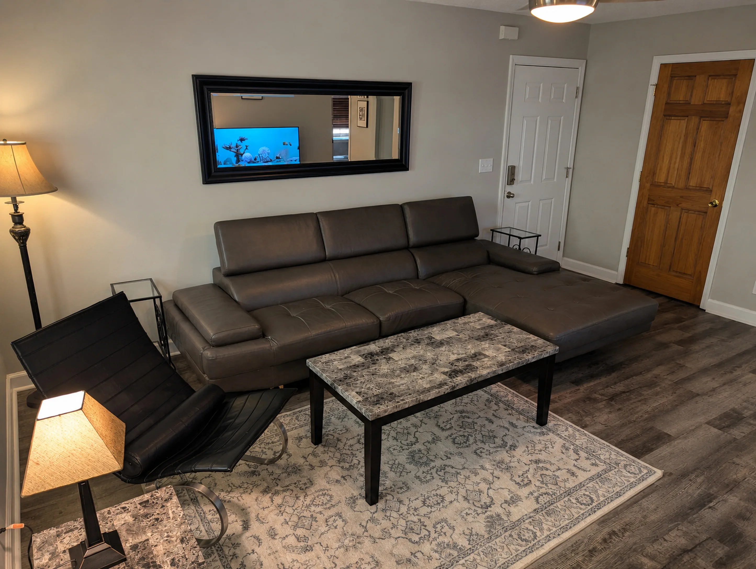 Apartment 2008 B interior view 3