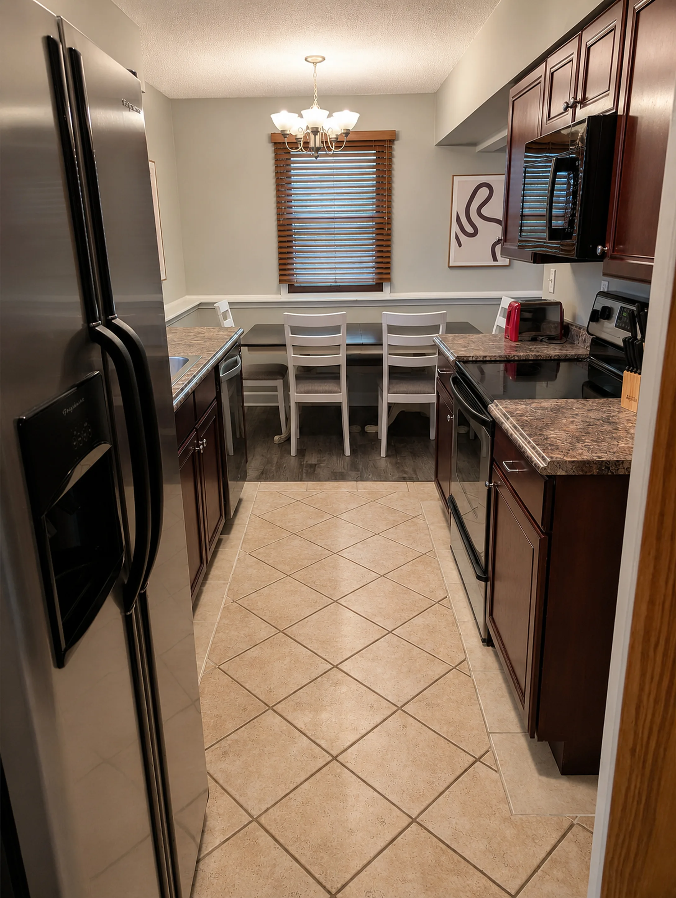 Apartment 2008 B interior view 11