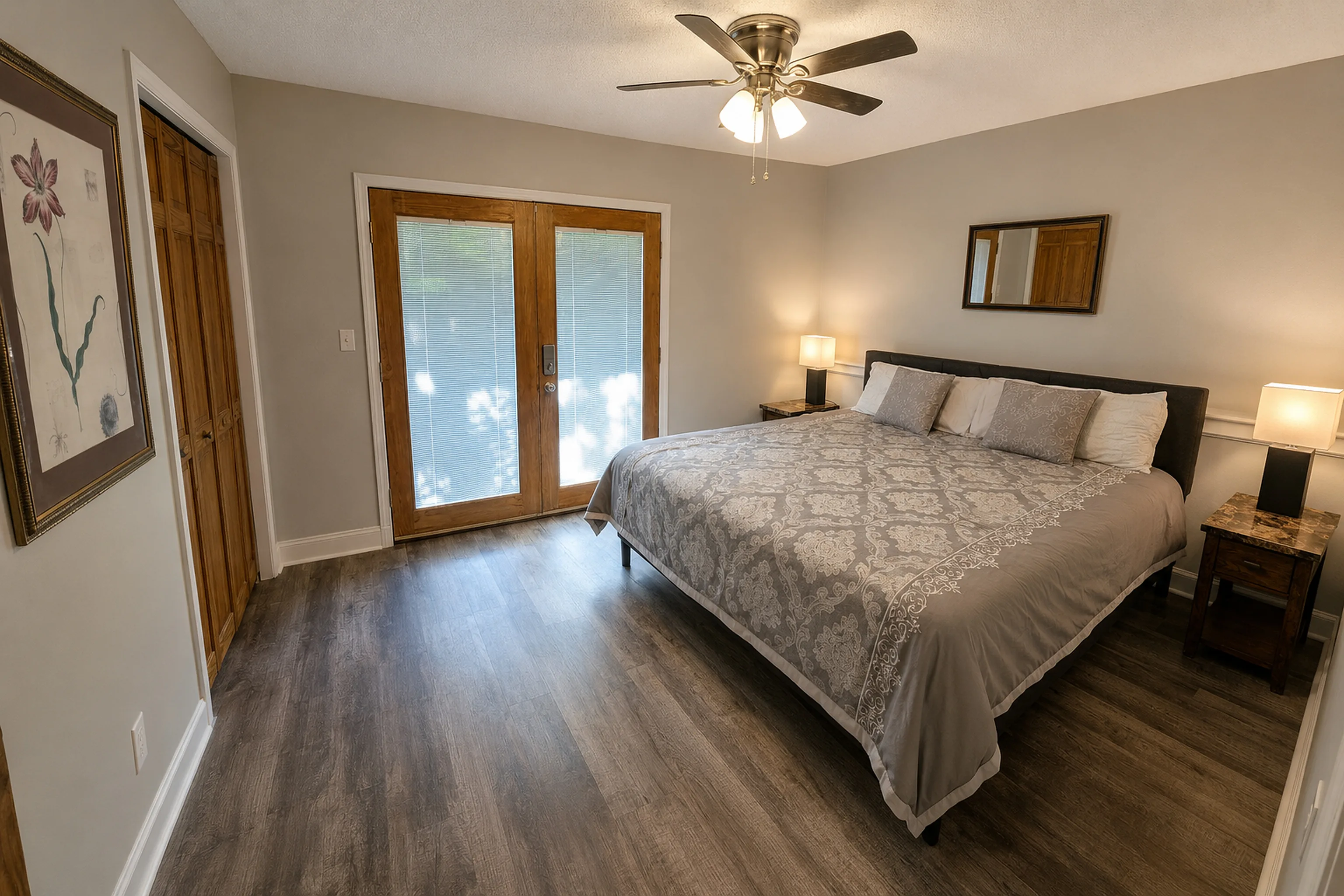 Apartment 2008 B interior view 14