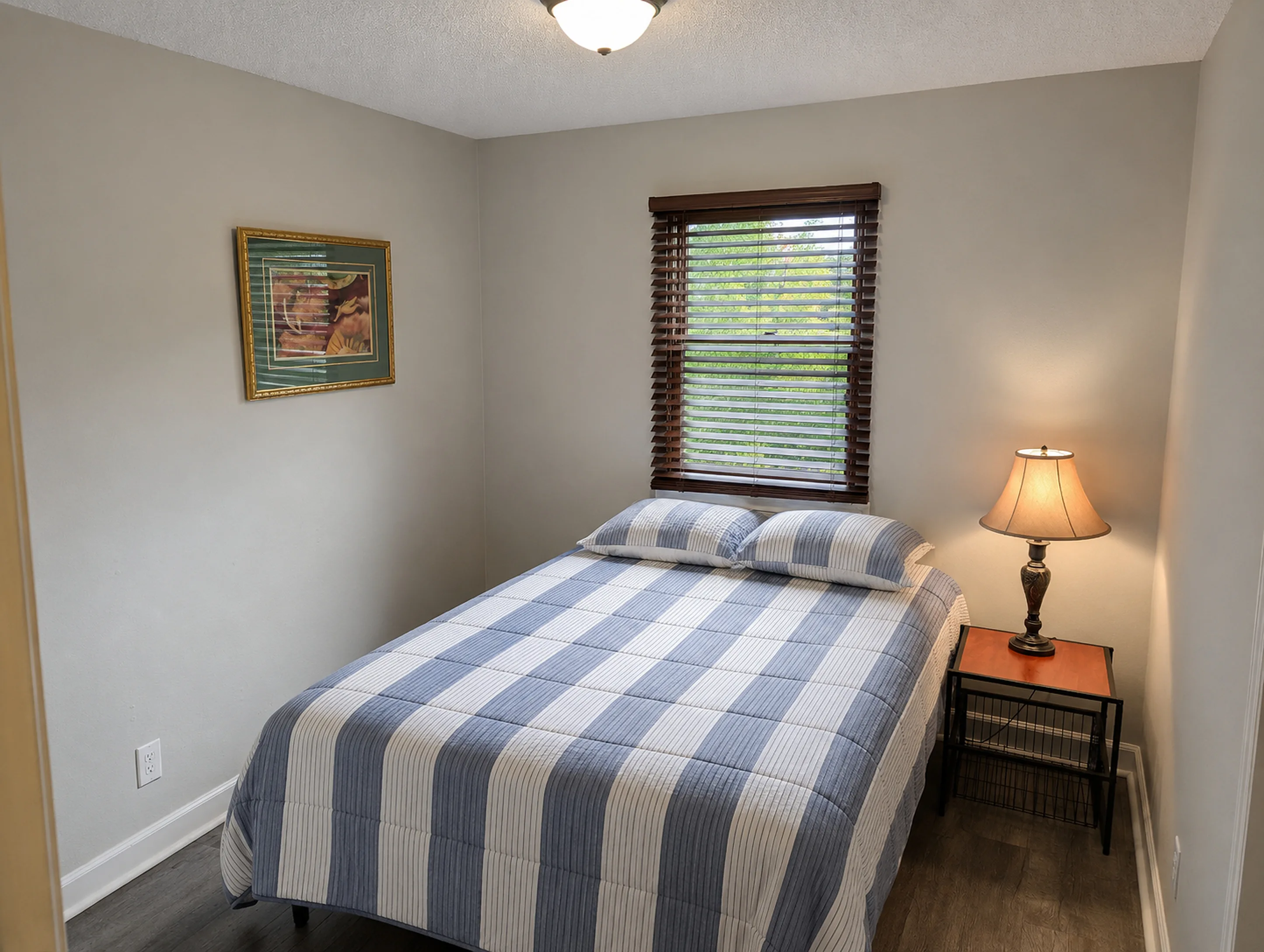 Apartment 2008 B interior view 19