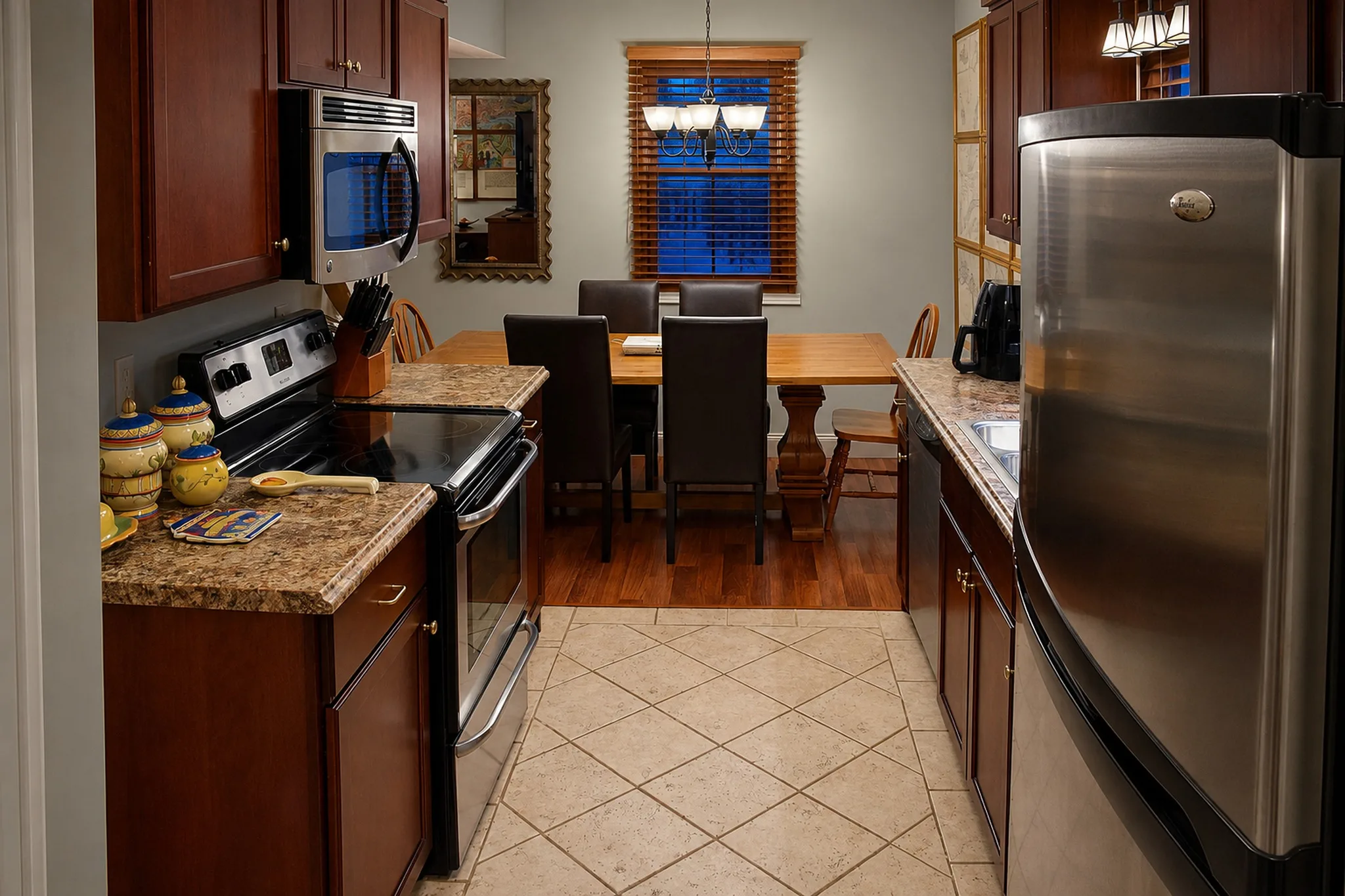 Apartment 2008 D interior view 10