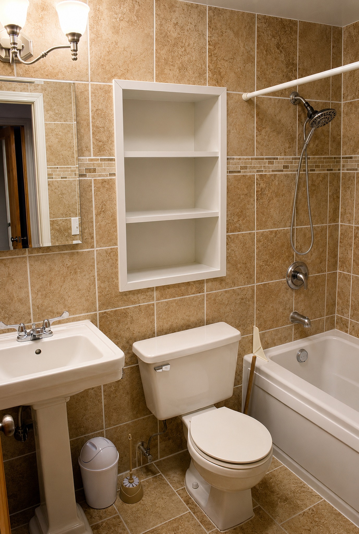 Apartment 2008 D interior view 19