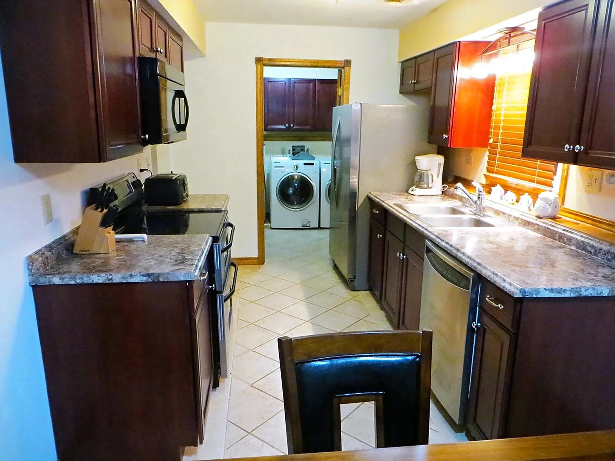 Apartment 2010 A interior view 9