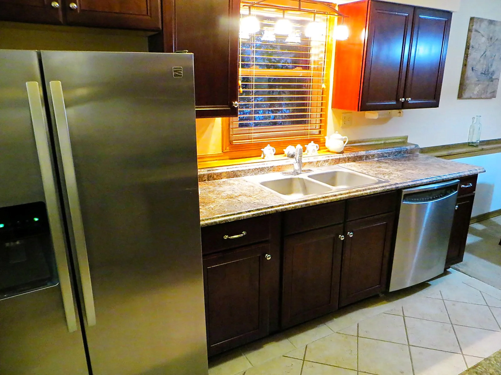 Apartment 2010 A interior view 12