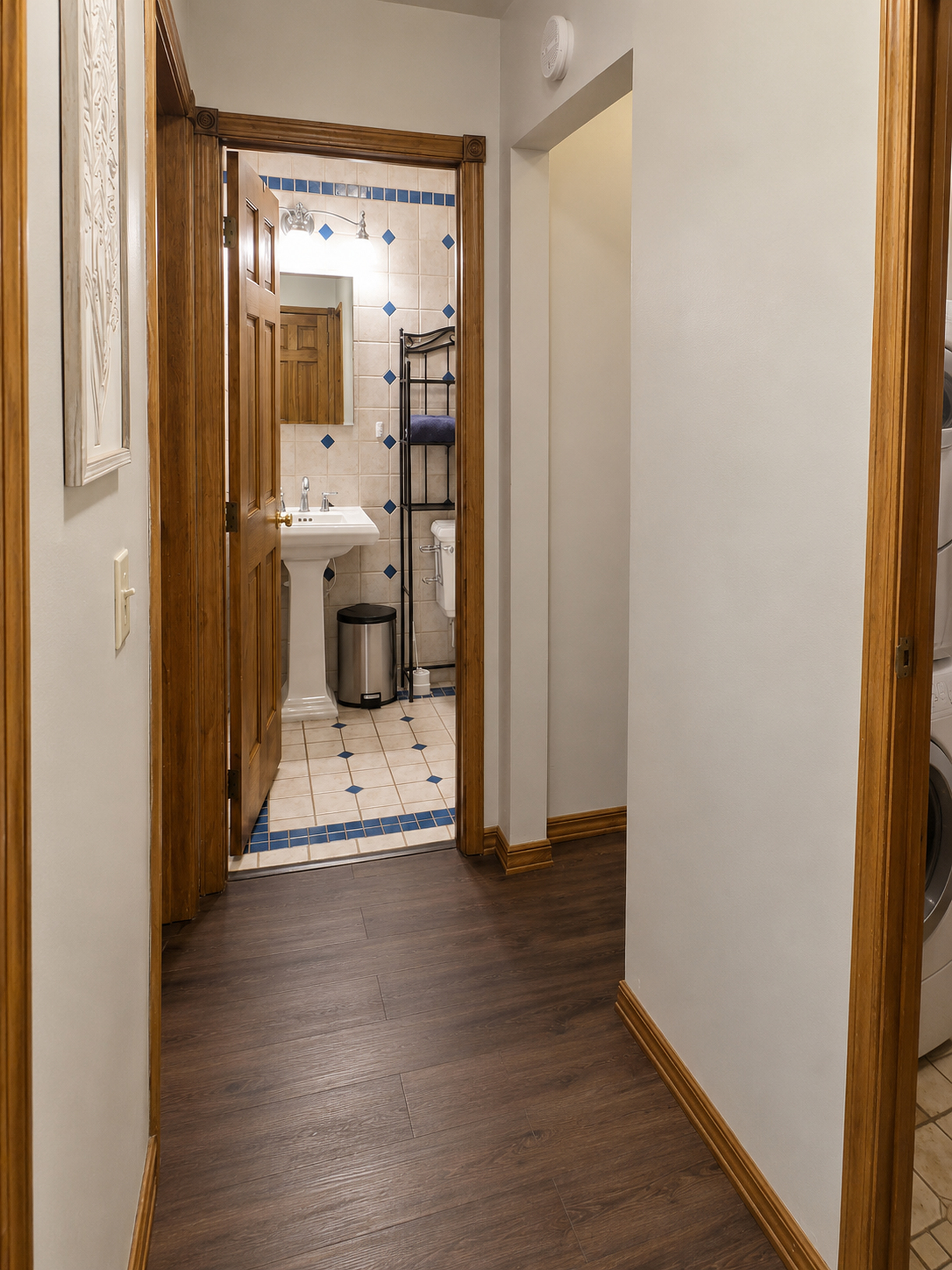 Apartment 2010 B interior view 26