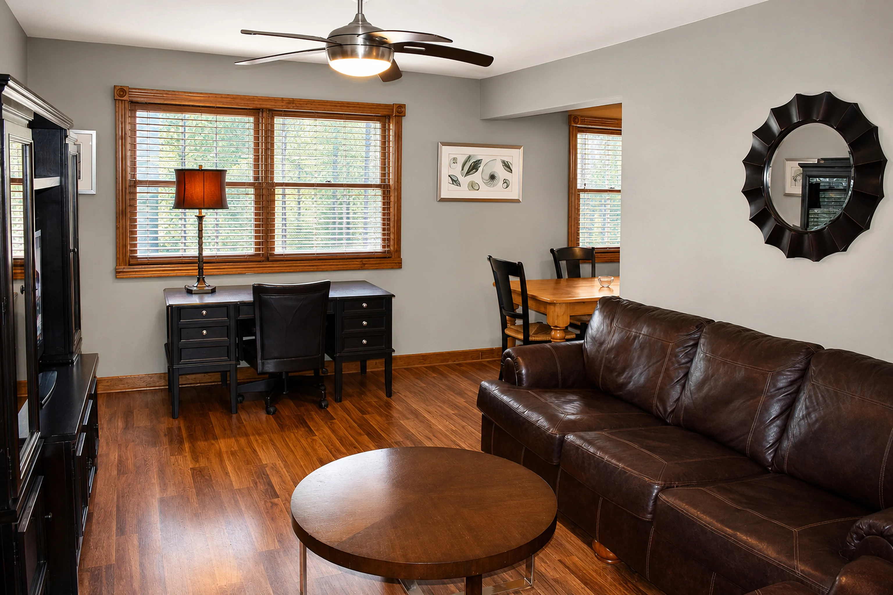 Apartment 2010 D interior view 3