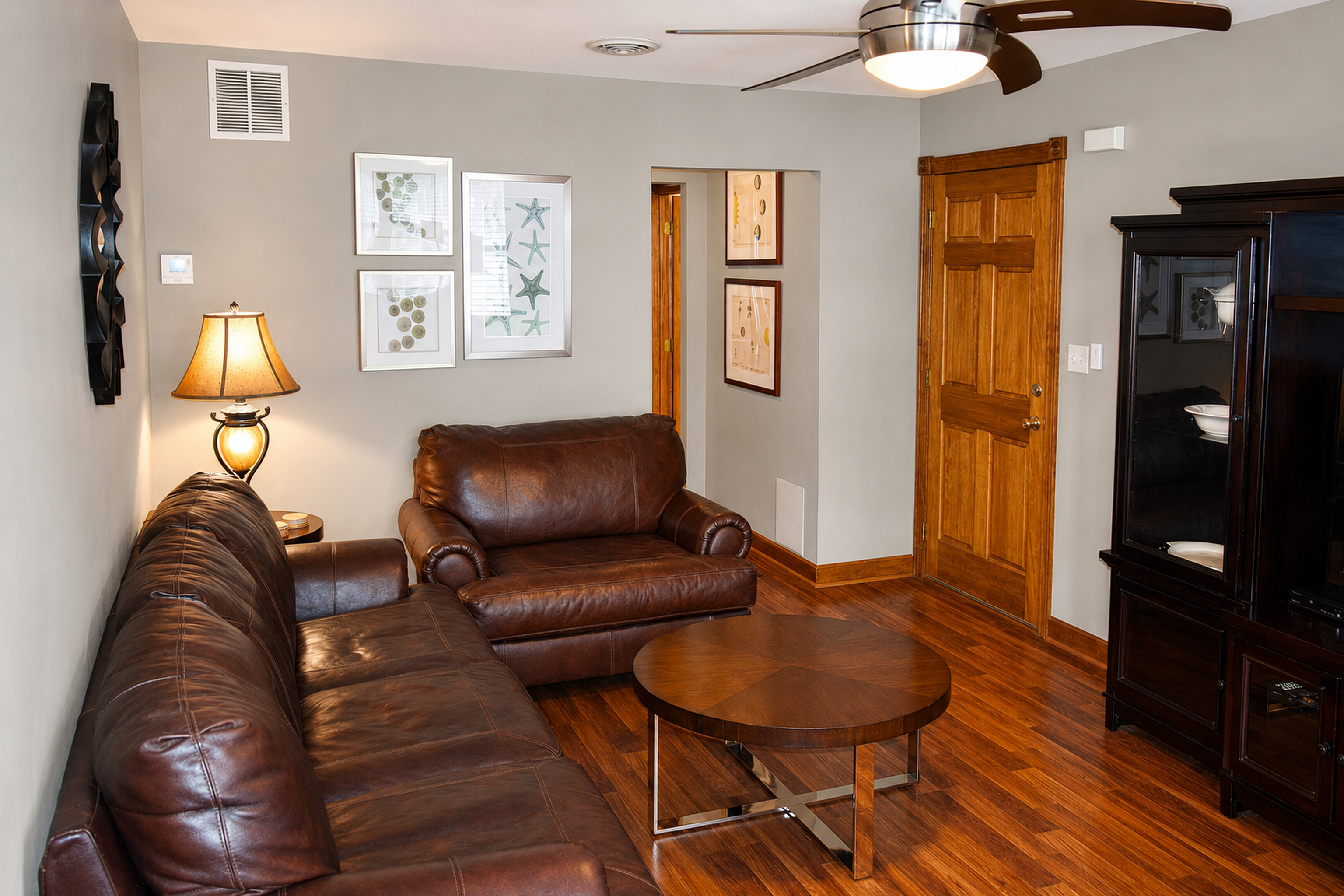 Apartment 2010 D interior view 5